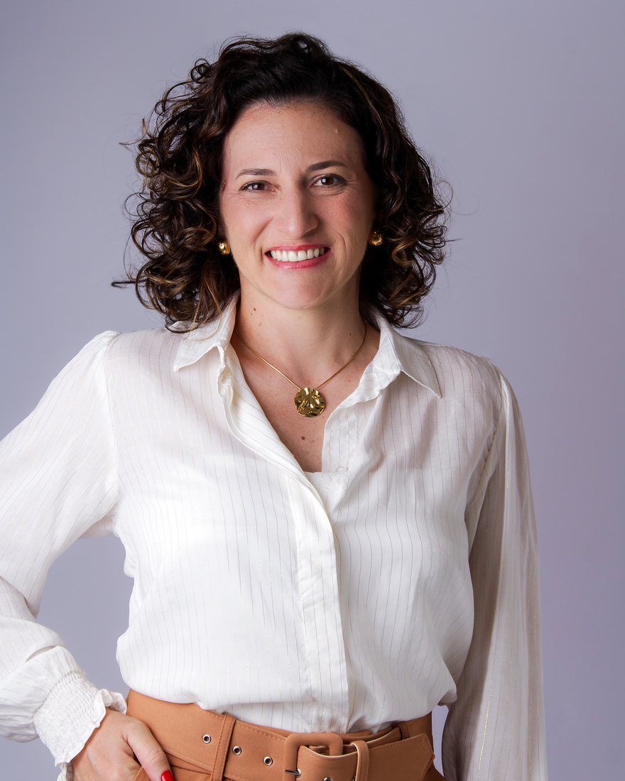 Elisandra Mara Pereira, Estrategista de Negócios e criadora do Método Sou Raiz